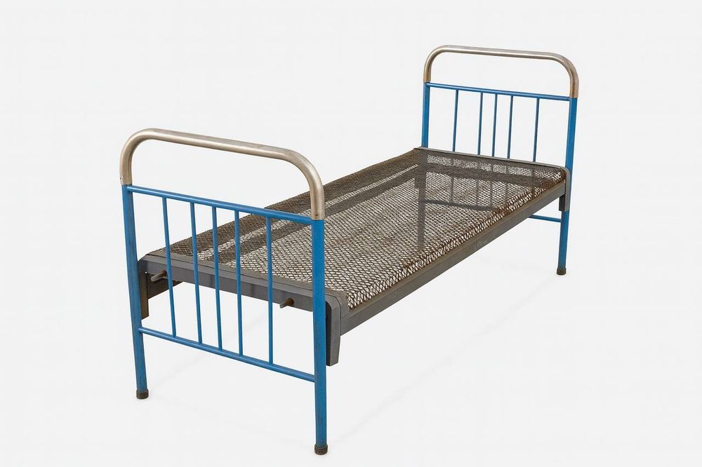 Кровать железная, советская