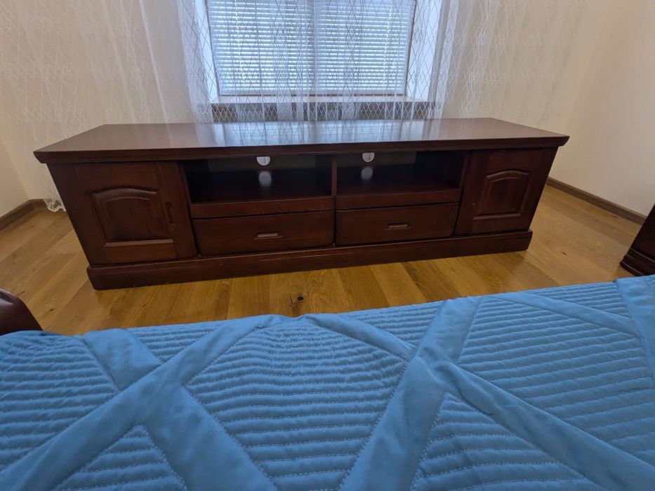 Продам спальный гарнитур