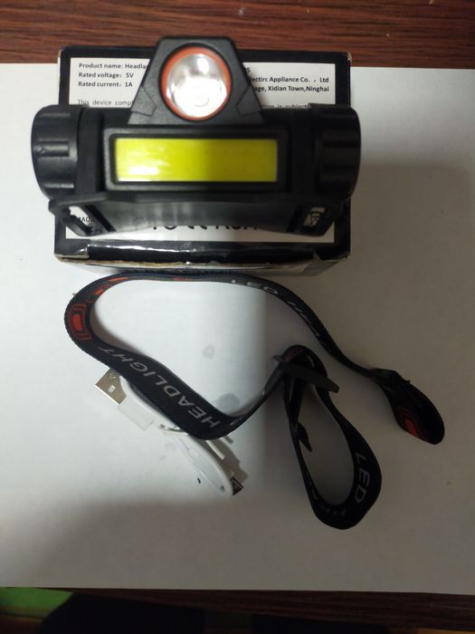 Светодиодная фонарь