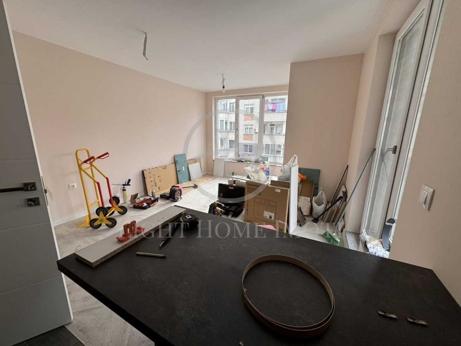 Продава се Тристаен апартамент в Пловдив, Кючук Париж - 87 кв.м за 973 €/кв.м - Снимка #4