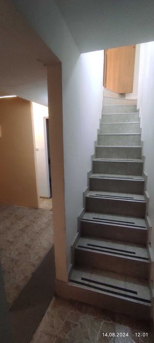 Дава се под наем Офис в Варна, Колхозен пазар - 43 кв.м за 255 € - Снимка #6