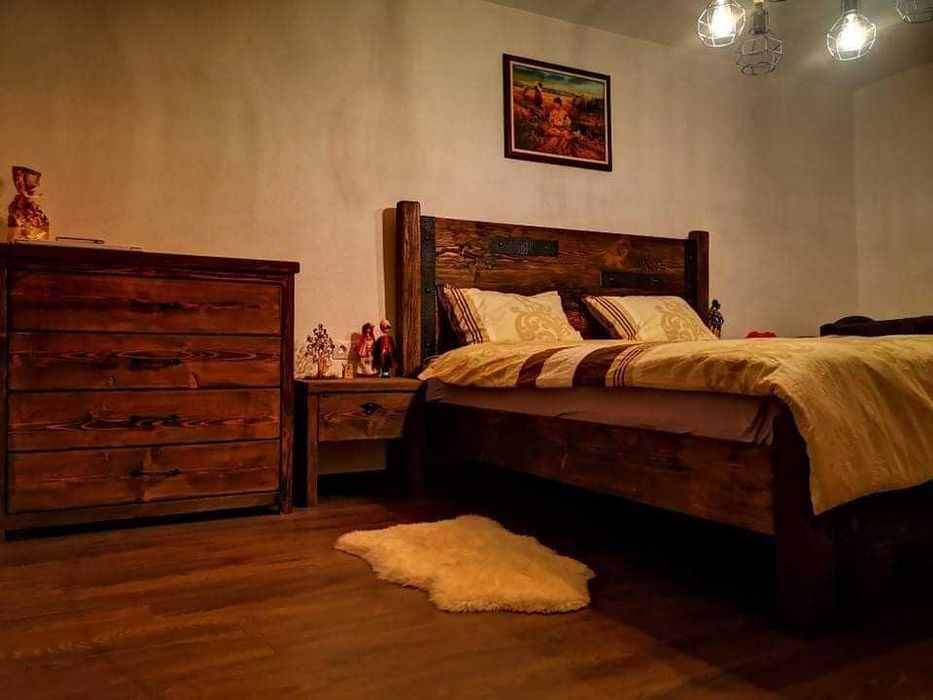 Спални обзавеждания от масив (орех,дъб,Бук)
