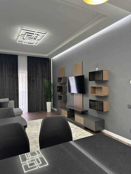 Аренда квартиры Ж/К Казахстан 2 ком Новостройка