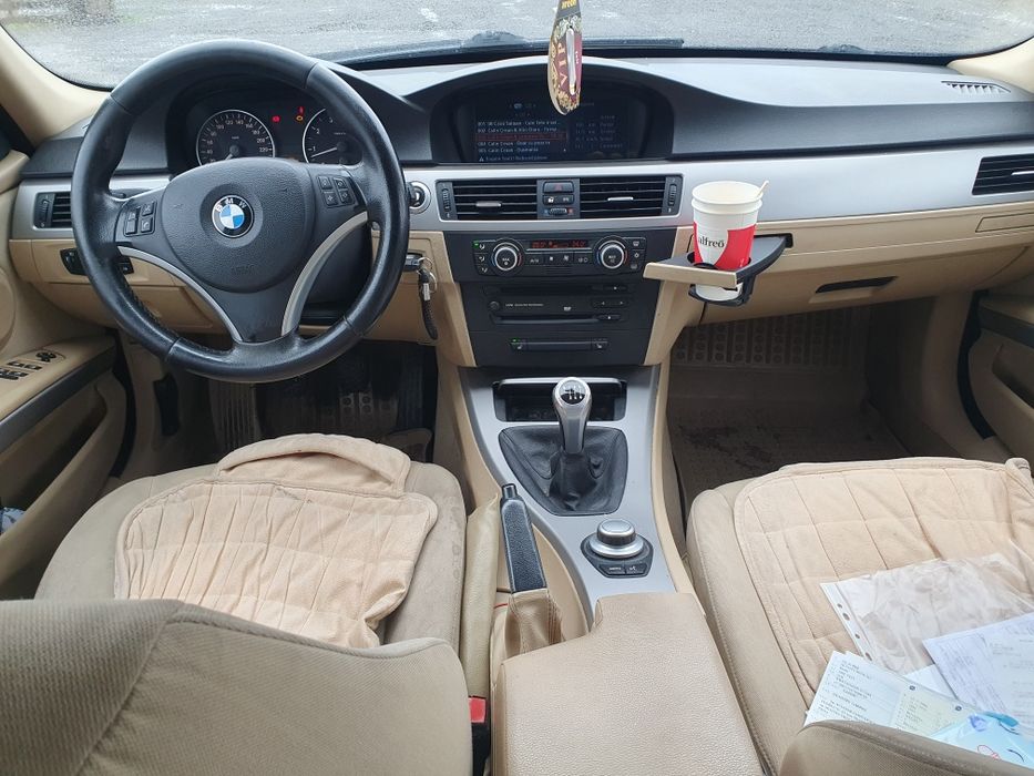 Bmw e90 320i navi mare an 2006 fiscal