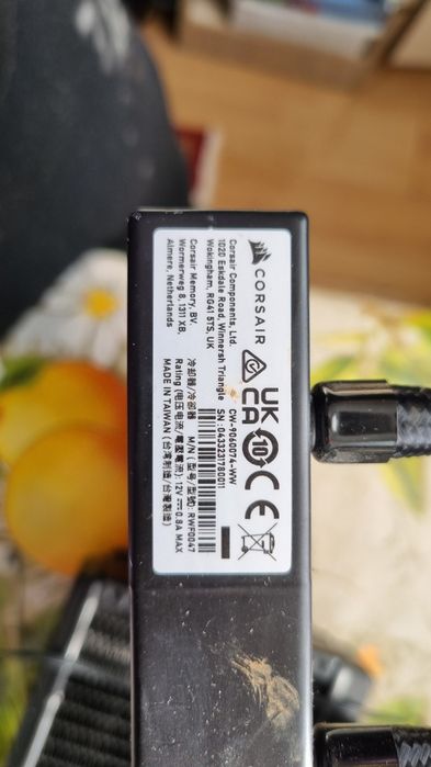 Vand 3 radiatoare aio -uri pc defecte