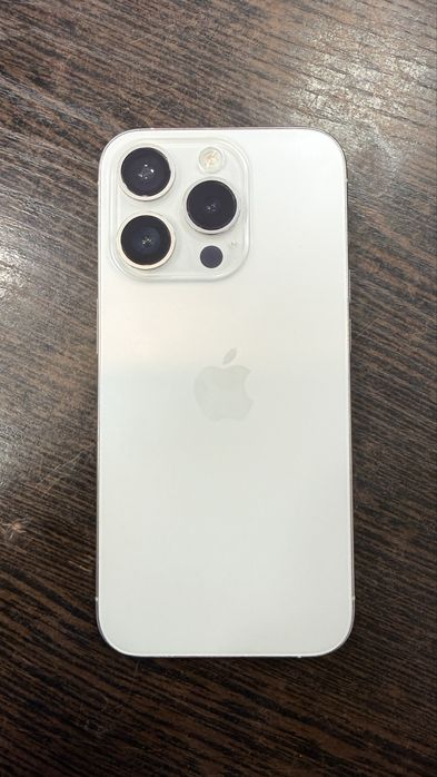iPhone 15 Pro 128gb 82 акб