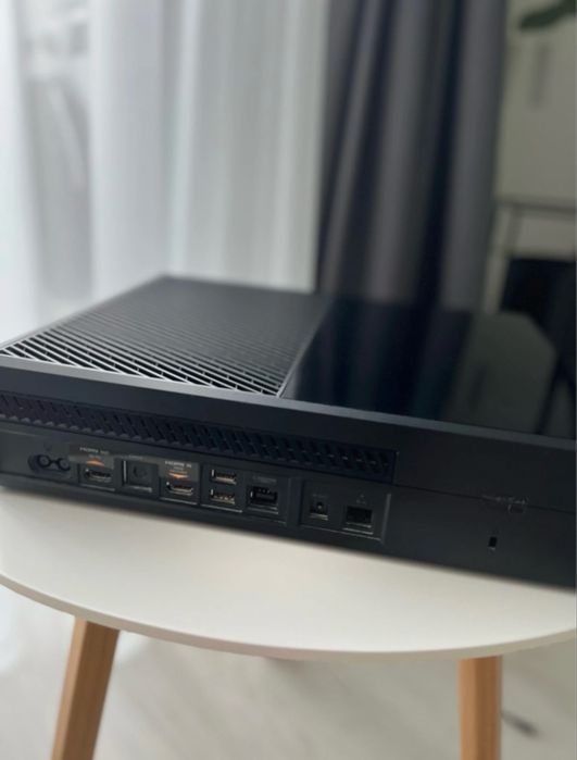 Xbox One de vanzare