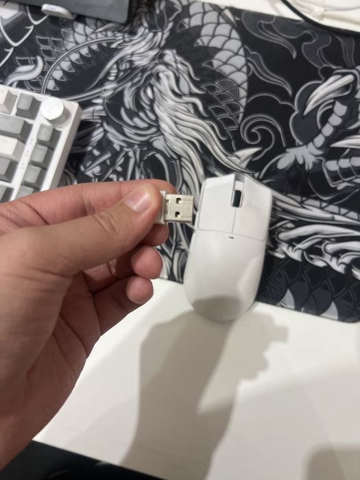 Продам мышку Attack shark x11