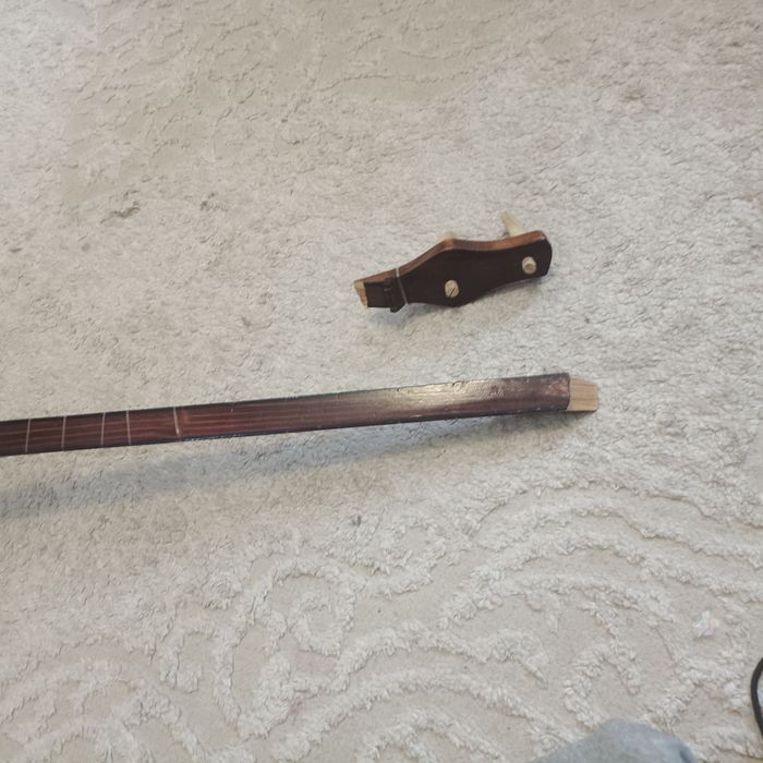 Продаеться домбыра