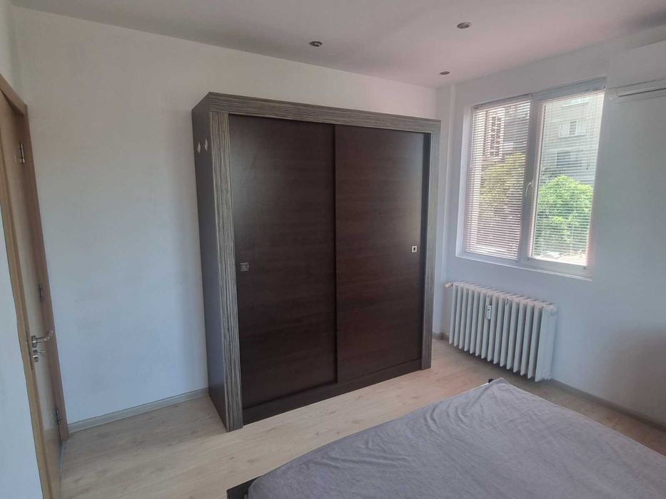 От собственик!Под наем тристаен голям апартамент Кършияка,след ремонт!