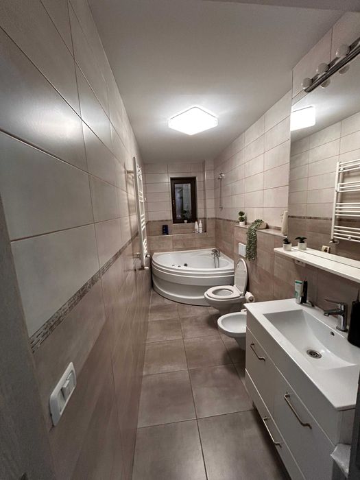 Apartament 3 camere