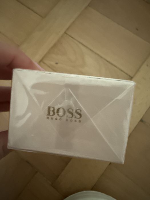 Vand parfum de dama