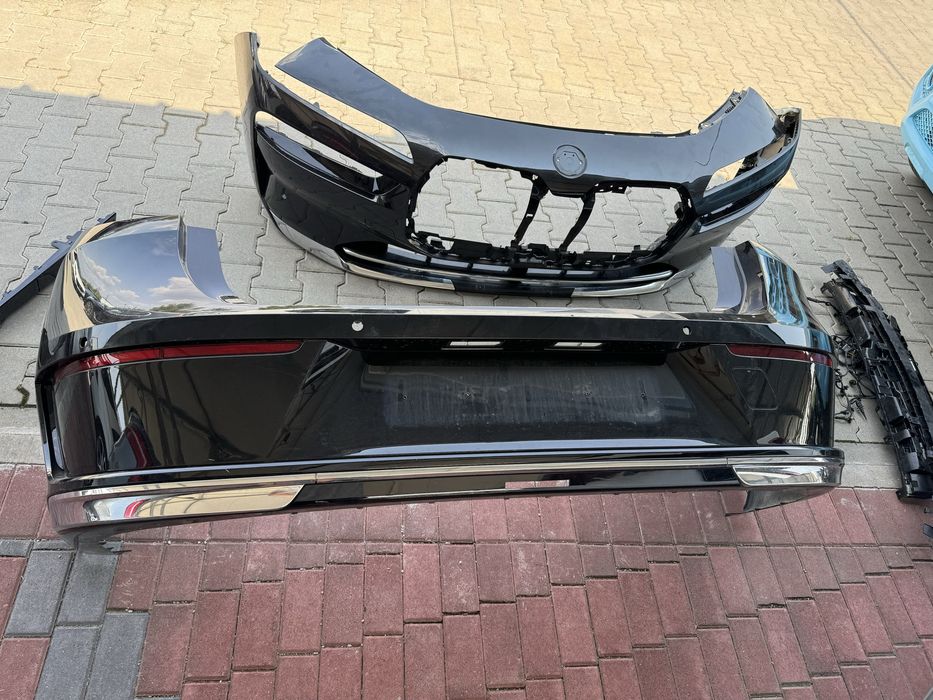 Оригинална предна и задна броня за BMW 740 750 G70