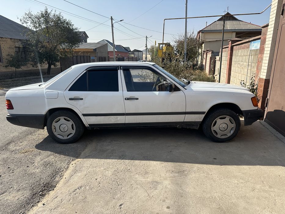 Мерседес сатылады