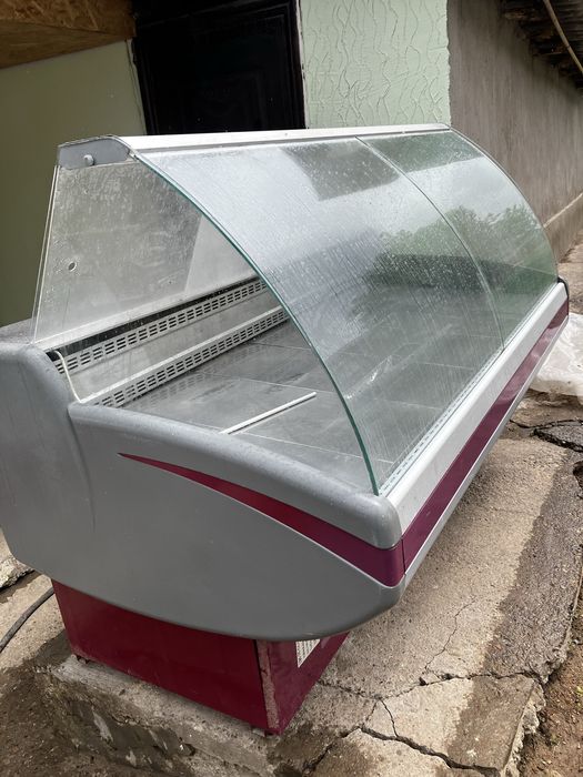 Ветринный холодильник