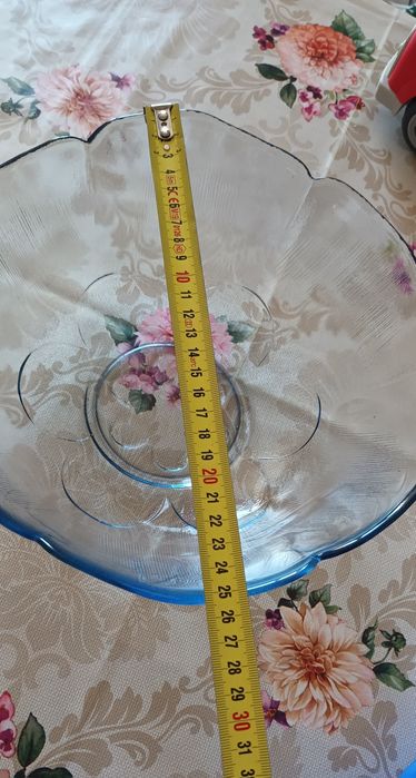 Fructieta material calitativ de sticla