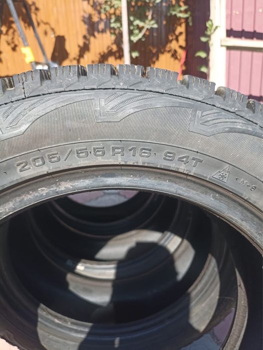 Зимние шины 205/55/16