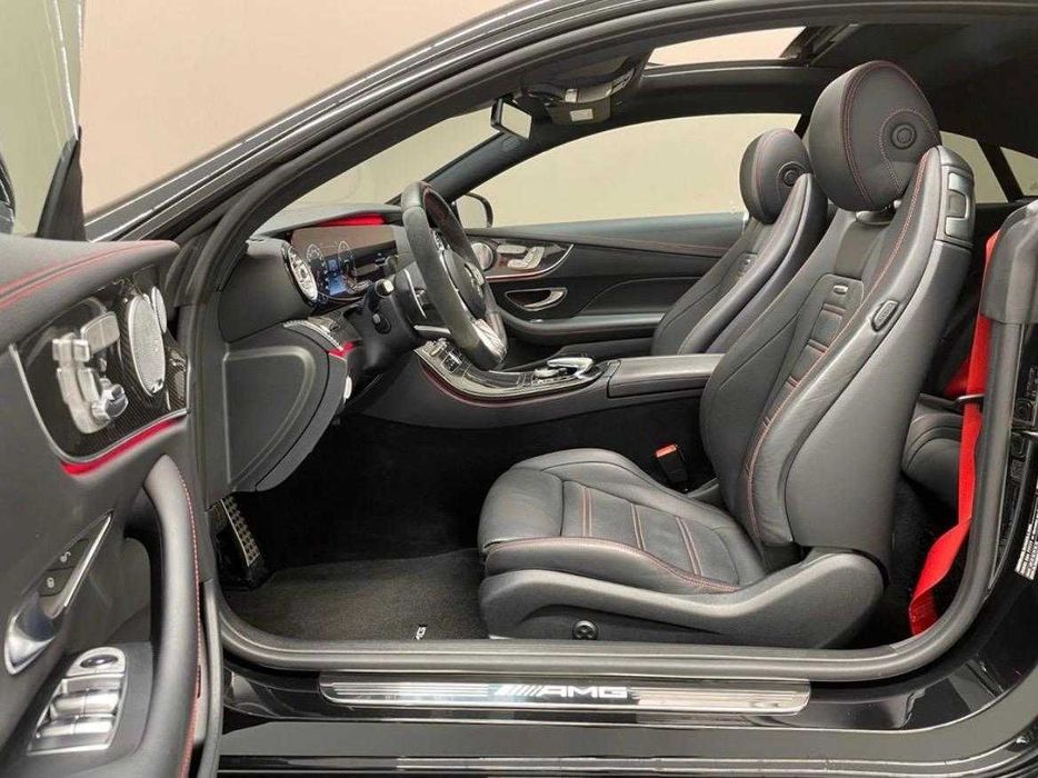 Mercedes e 53 AMG     83.000km  WDD2383611F091310