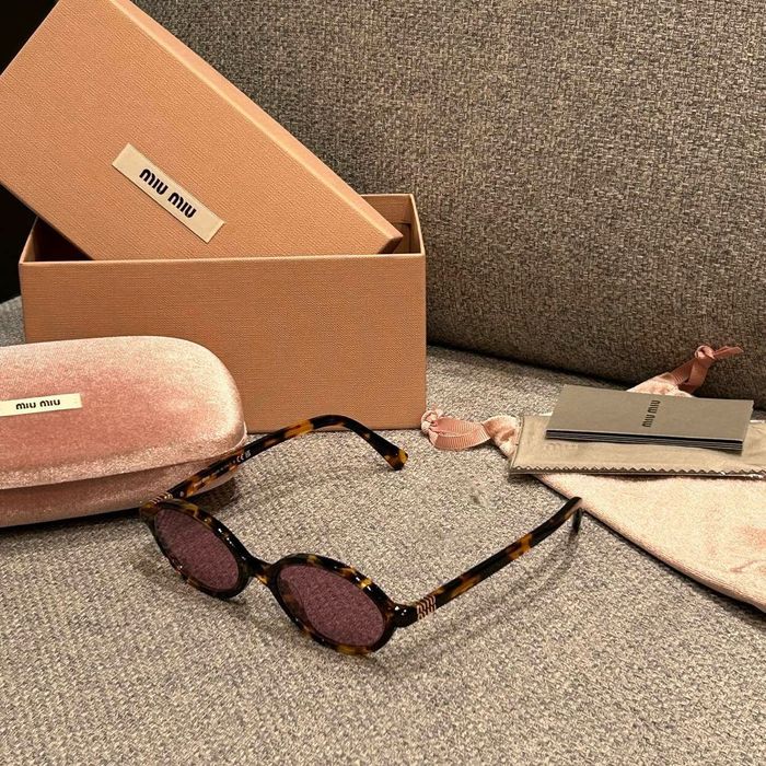 Очки трендовые 3000 тг