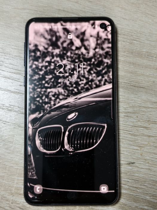Продам Самсунг s10e