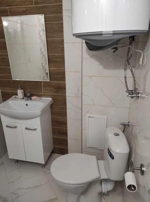 Дава се под наем Двустаен апартамент в Варна, Възраждане 1 - 60 кв.м за 434 € - Снимка #5