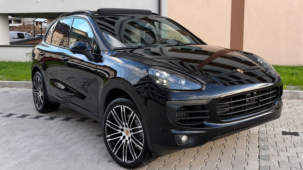 Porsche Cayenne 2016