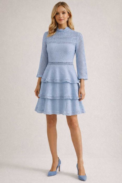 Рокля с дълъг ръкав плисирана