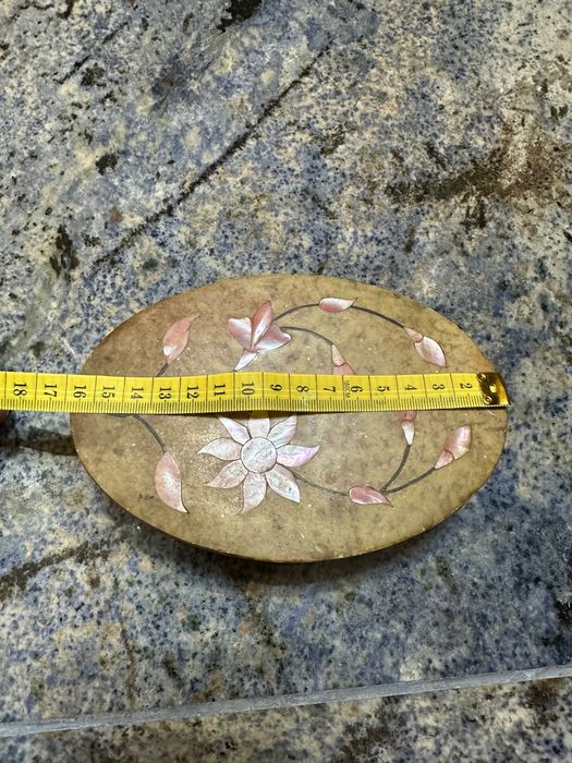 Vând cutie din marmură cu sidef