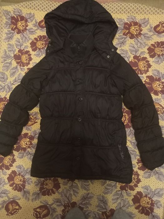 Продам курточки на 6-8 лет тёплые