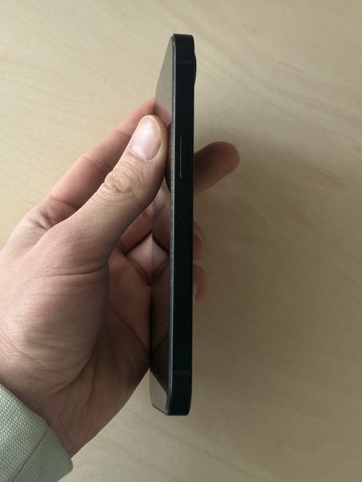 Iphone 16e 128gb 100% IMPECABIL