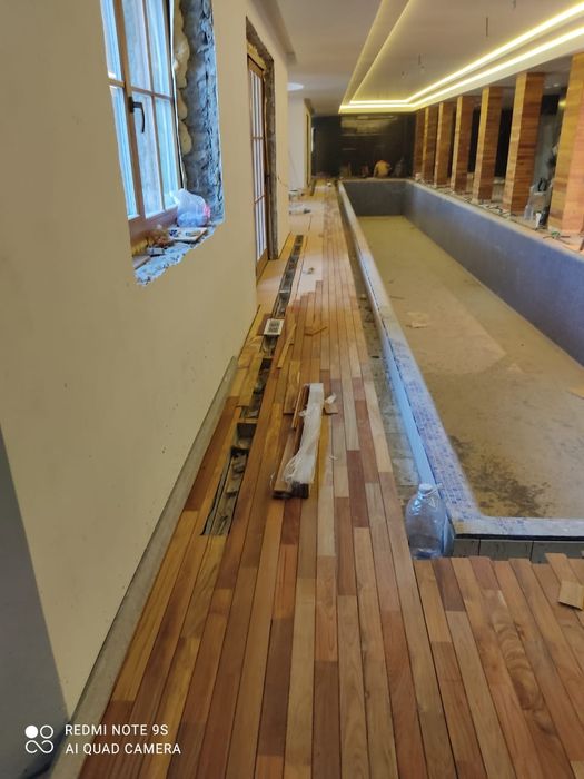 Укладка паркета.