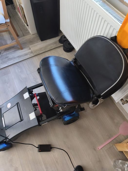 Scuter electric pliabil