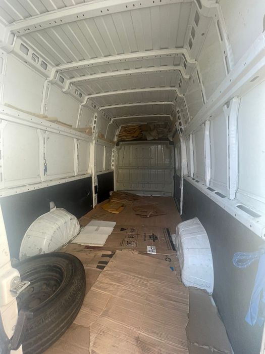 Vând sau schimb Peugeot boxer xxl 2015