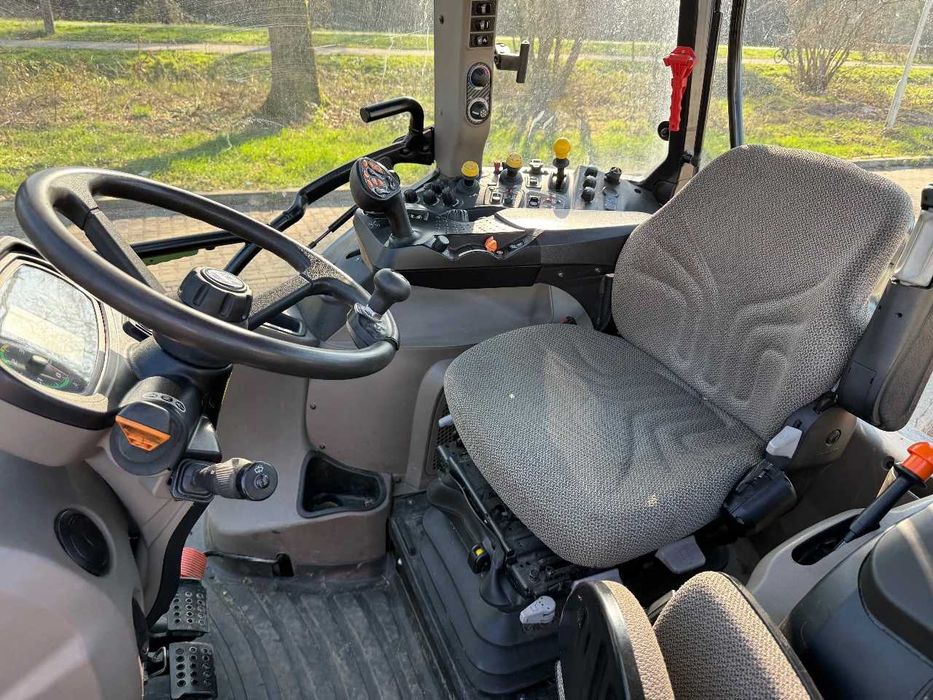 Трактор колесный Case IH Luxum 110