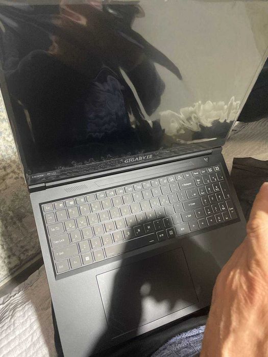 Новый игровой ноутбук GIGABYTE G6 RC56 / RTX 4060 / 16GB DDR5 / 1TB
