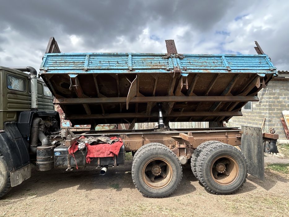 Продам камаз самосвал