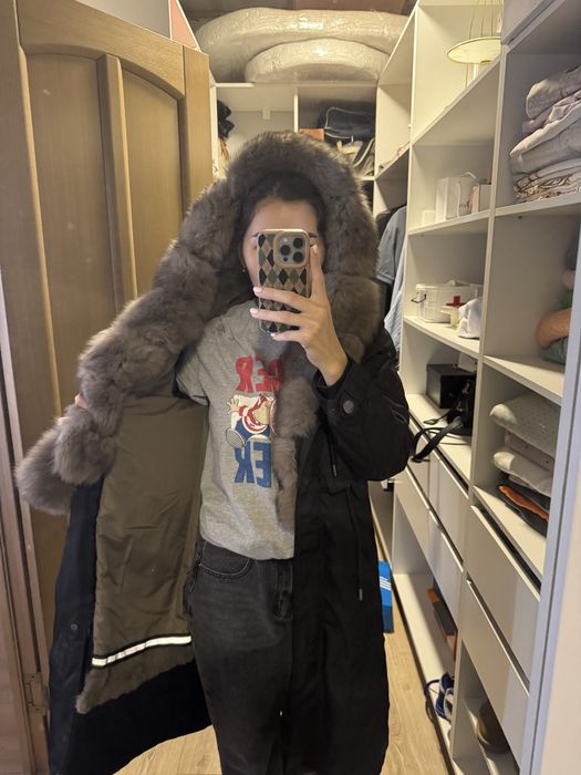 Продам парку зимнюю