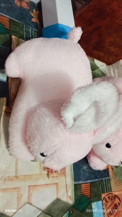 Yumshoq igrushgaga quyonchalar sotiladi