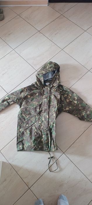 Costum intemperii
