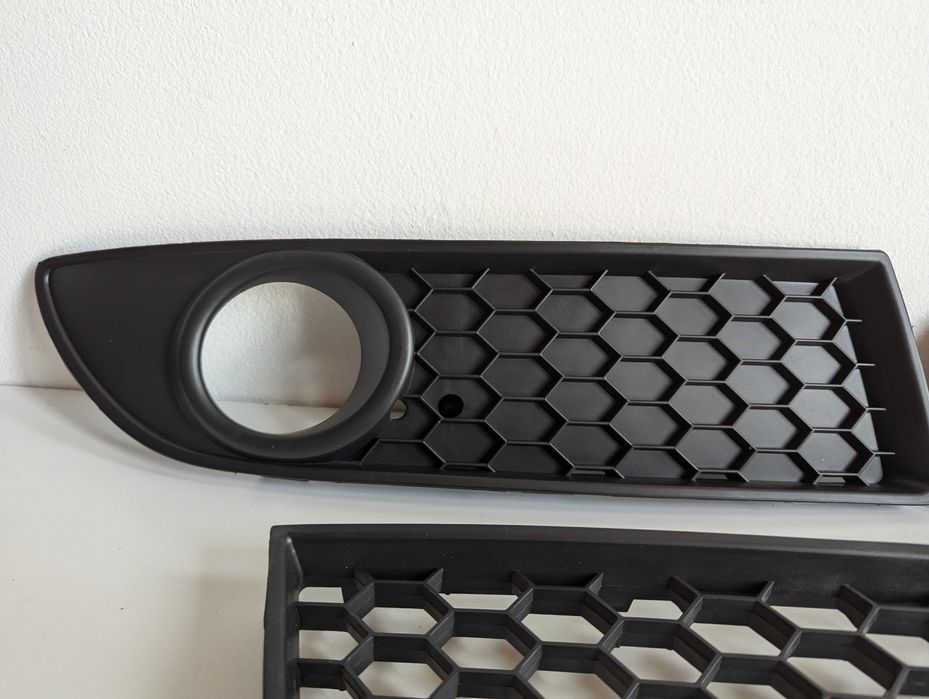 Решетка в броня ПОЛО 9Н3 решетки VW POLO 9N3 Пчелна пита ГТИ Тунинг