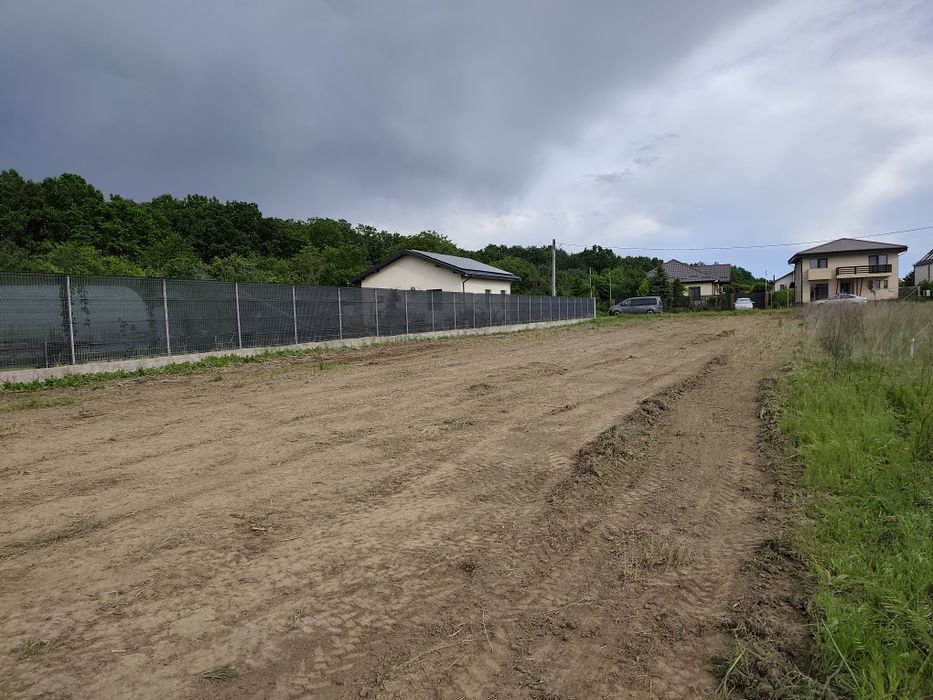 Teren spectaculos la liziera pădurii -Oaza ta de liniște și aer curat