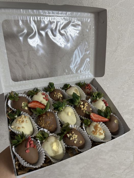 Сочная клубника в шоколаде