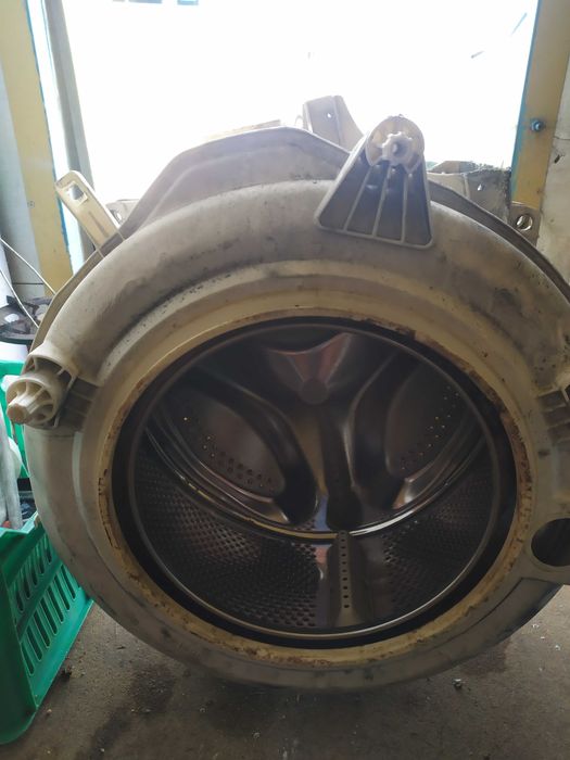 Пералня Нотпоинт Аристон на части