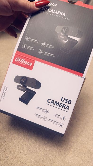 Camera Web Dahua HTI-UC320,2mp,microfon 3m usb noua