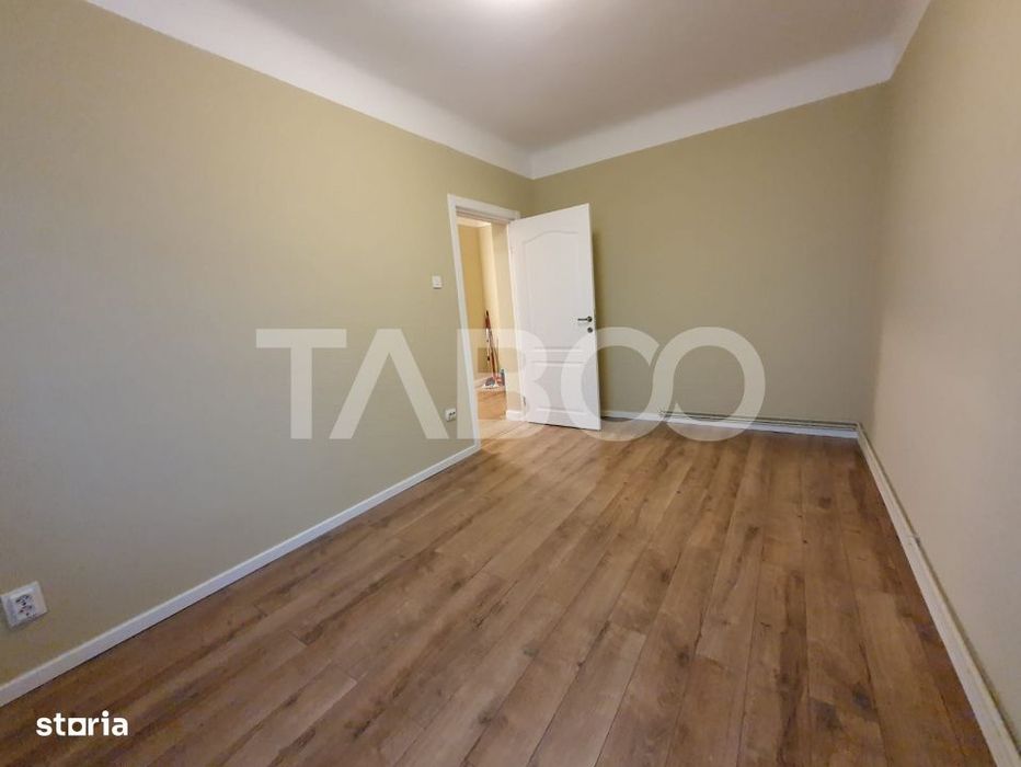 Apartament 2 camere decomandat etaj 1 zona Negoiu bloc de caramida