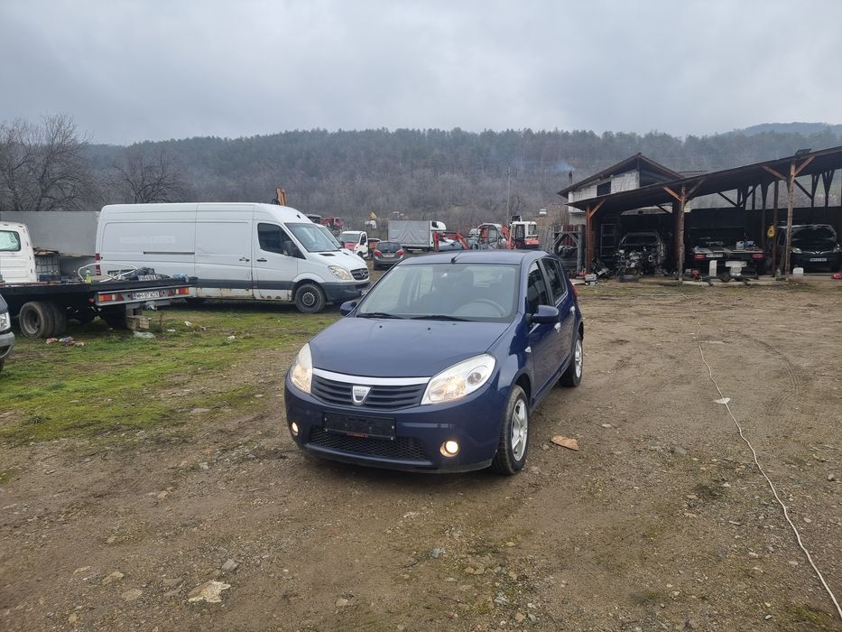 Vând Dacia Sandero