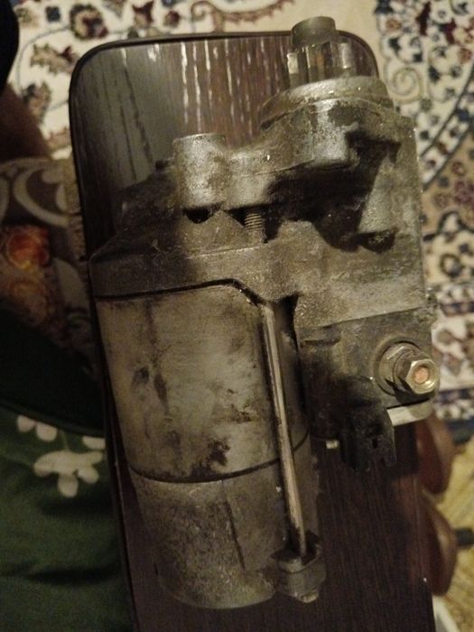 Стартер на Тойота Ланд Крузер