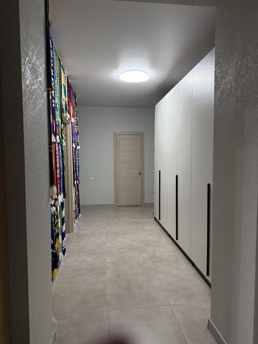 Продам 3 комнатную квартиру