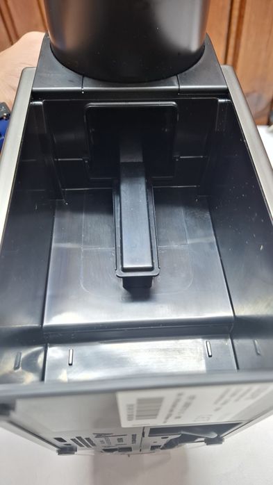 Nespresso Krups Pixie Titan XN306T10, 1260W, 19 бара, 0.7 литра,