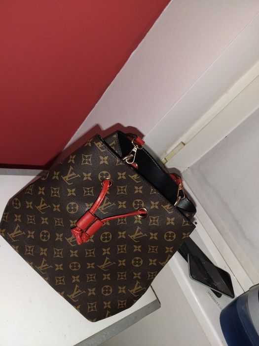 Geanta Louis Vuitton